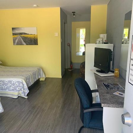 Motel Valois Yl Inc Acton Vale Zewnętrze zdjęcie